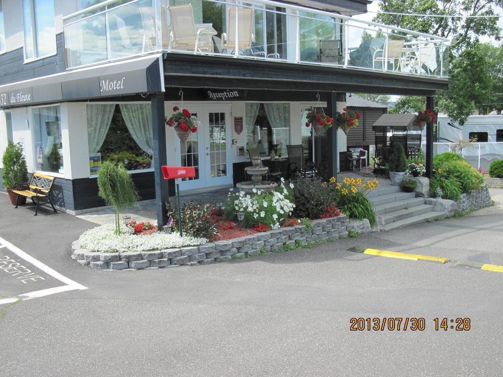 Motel Parc Beaumont Inc. Экстерьер фото