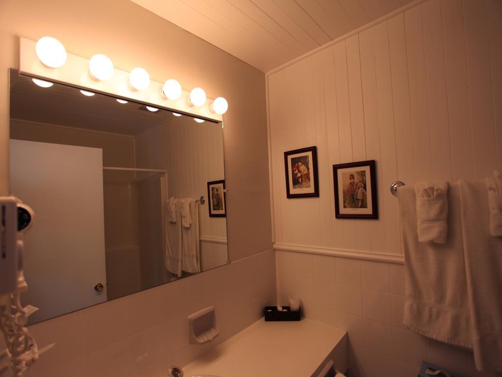 Motel Parc Beaumont Inc. Экстерьер фото
